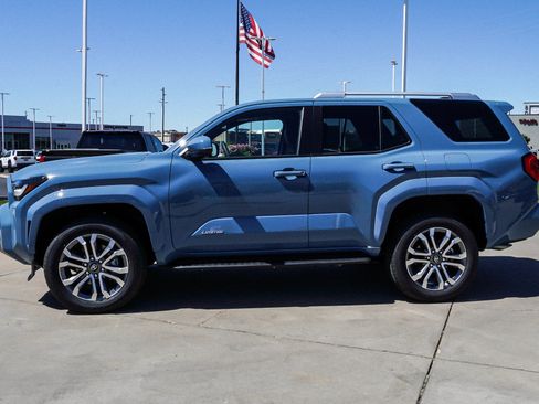 New 2026 Toyota 4Runner Limited AWD/4WD image 5