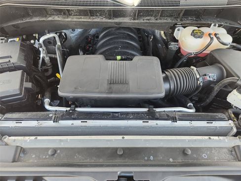 Used 2025 Chevrolet Silverado 1500 RST w/ Redline Edition AWD/4WD image 30
