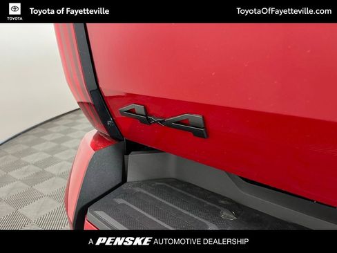 New 2026 Toyota Tundra SR5 AWD/4WD image 18