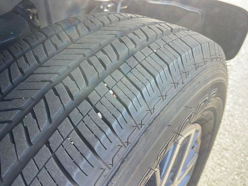 Certified 2025 Jeep Wrangler Unlimited Sahara AWD/4WD image 10