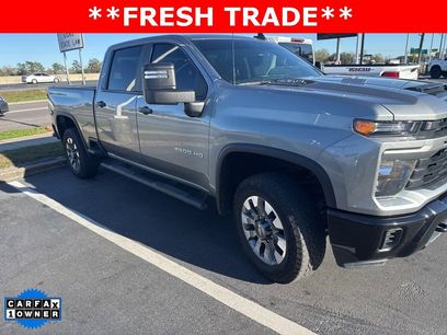 Used 2024 Chevrolet Silverado 2500 Custom w/ Custom Value Package