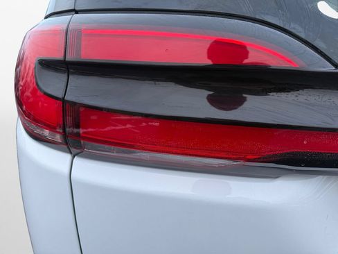New 2026 Chrysler Pacifica Select FWD image 21