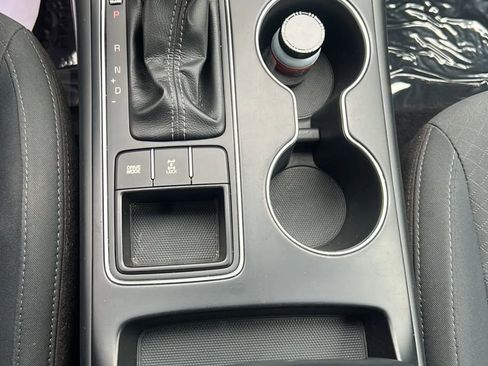 Used 2019 Kia Sorento LX Sport Utility 4D image 33