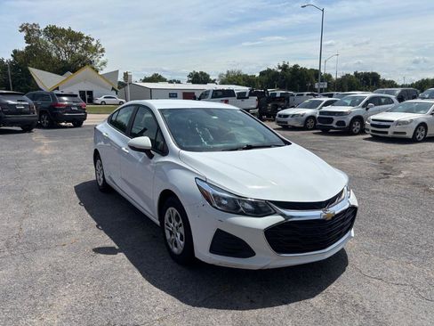 Used 2019 Chevrolet Cruze LS w/ LS Fleet Convenience Package image 7