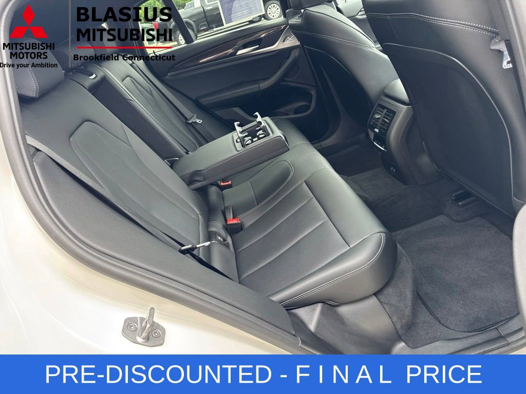 Used 2025 BMW X4 xDrive30i AWD/4WD image 51