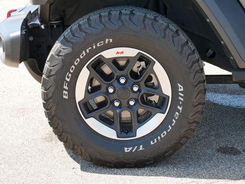 Used 2021 Jeep Wrangler Unlimited Rubicon w/ LED Lighting Group image 9