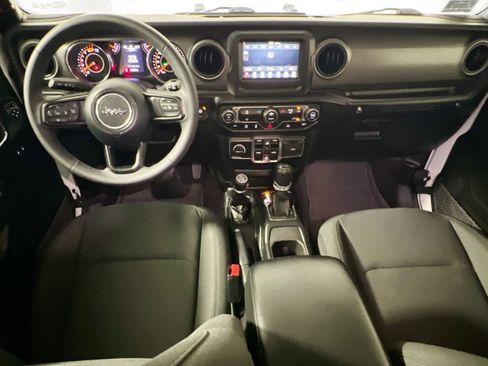 Used 2023 Jeep Wrangler Sport S image 30