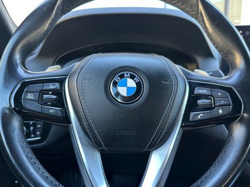 Used 2018 BMW 530e image 26