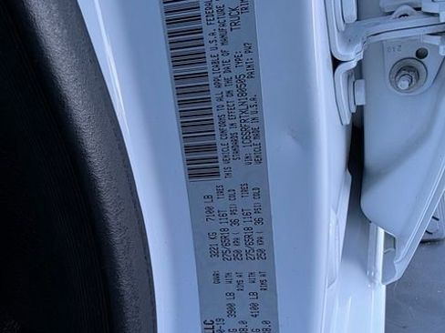 Used 2020 RAM 1500 Laramie image 21