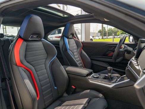 Used 2024 BMW M2 w/ Lighting Package image 19
