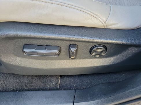 Used 2019 Honda CR-V EX-L image 18