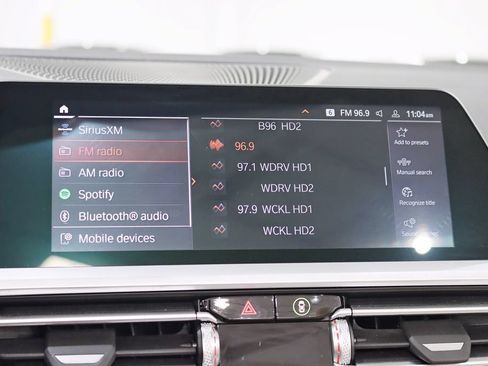 Used 2023 BMW M440i Convertible w/ Premium Package RWD image 23