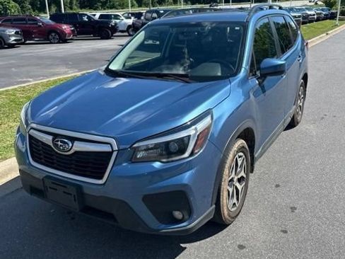 Used 2021 Subaru Forester Premium AWD/4WD image 1