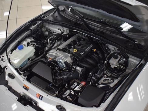 Used 2018 MAZDA MX-5 Miata RF Grand Touring image 39