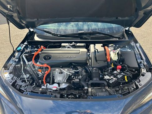 Used 2025 Honda Civic Sport image 30