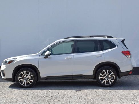 Used 2021 Subaru Forester Limited AWD/4WD image 9