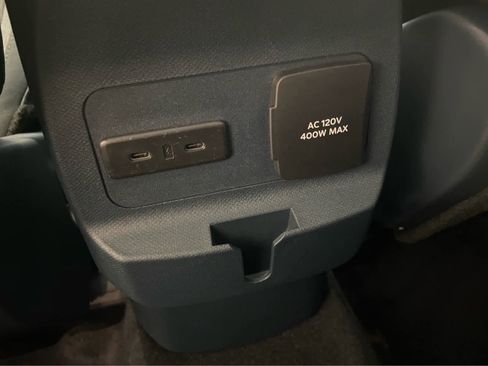 New 2025 Ford Maverick XLT w/ XLT Luxury Package image 16