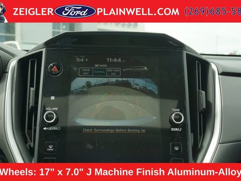 Used 2025 Subaru Crosstrek 2.5i Premium AWD/4WD image 19