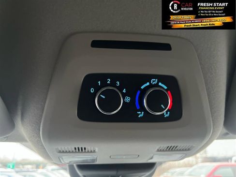 Used 2024 Ford Transit 350 XLT image 15