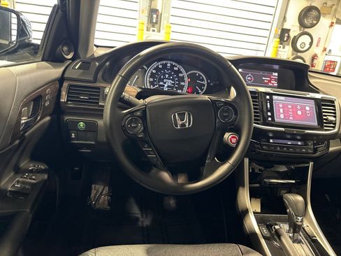 Used 2016 Honda Accord EX-L image 13