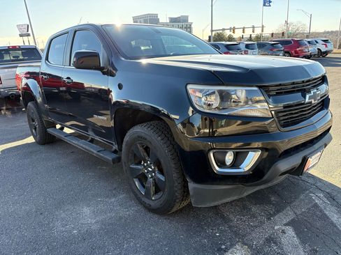 Used 2016 Chevrolet Colorado LT w/ Midnight Edition image 7