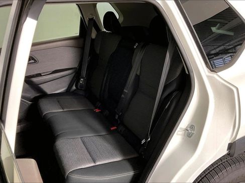 Used 2021 Nissan Rogue S AWD/4WD image 25