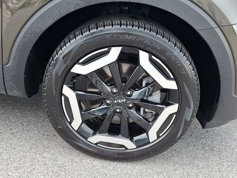 Used 2024 Kia Telluride S w/ S Sunroof Package AWD/4WD image 8