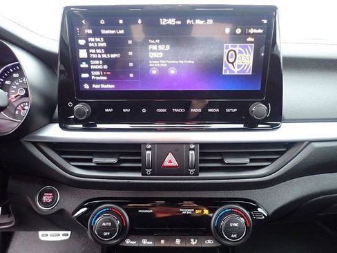 Used 2024 Kia Forte GT-Line image 28