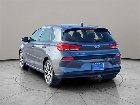 Used 2019 Hyundai Elantra GT image 10