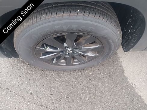 Used 2025 MAZDA CX-50 AWD 2.5 S w/ Premium Package image 9