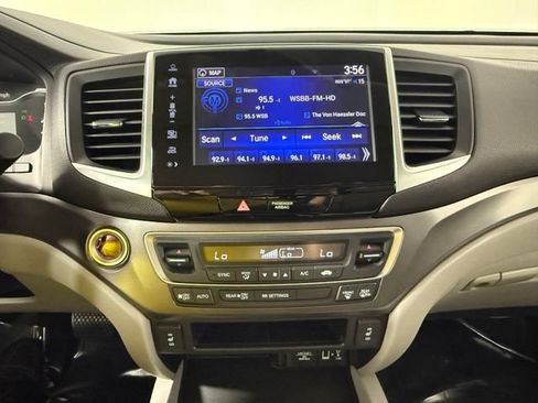 Used 2017 Honda Ridgeline RTL-T image 21
