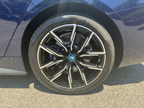 Used 2024 BMW i4 eDrive35 w/ M Sport Package RWD image 22