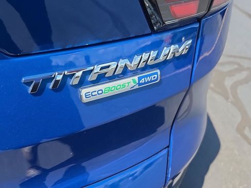 Used 2017 Ford Escape Titanium AWD/4WD image 4