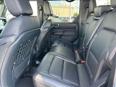 Used 2025 Ford Bronco Badlands AWD/4WD image 16