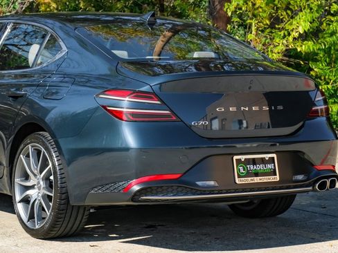Used 2023 Genesis G70 2.0T image 14