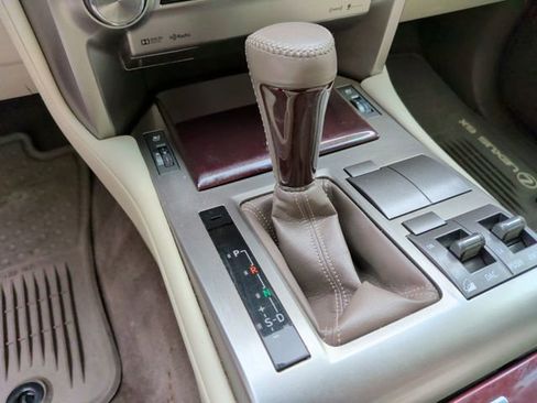 Used 2019 Lexus GX 460 Premium w/ Premium Package AWD/4WD image 25