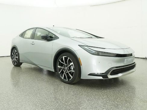 New 2026 Toyota Prius Plug-In Hybrid FWD image 29