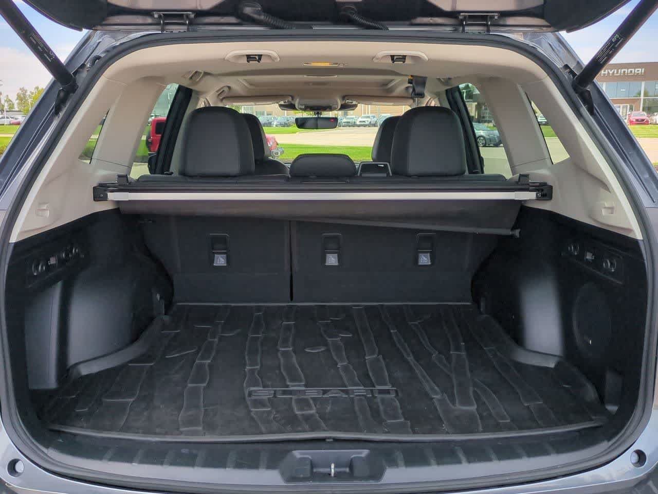 Used 2023 Subaru Forester Limited AWD/4WD image 35