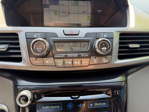 Used 2015 Honda Odyssey EX-L image 37