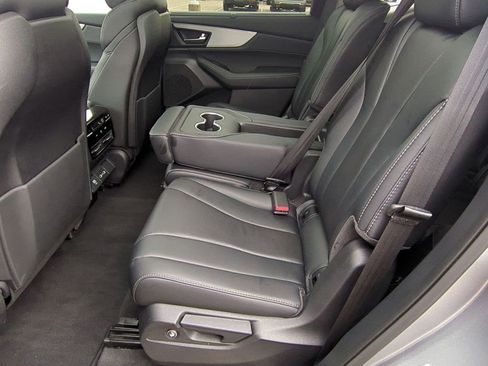 Used 2023 Acura MDX SH-AWD w/ Technology Package image 25