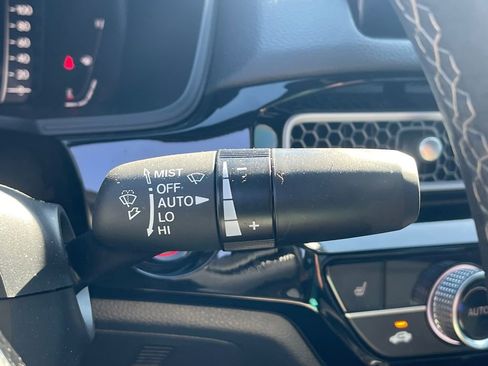 Used 2025 Honda Civic Sport image 38