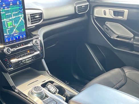 Used 2024 Ford Explorer ST w/ Equipment Group 401A image 24