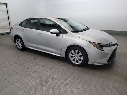 Used 2024 Toyota Corolla LE image 11