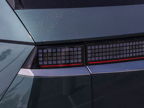 New 2026 Hyundai Ioniq 5 Limited image 9