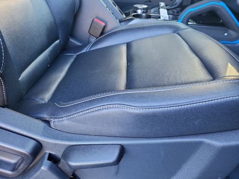 Used 2025 Ford Bronco Badlands image 21