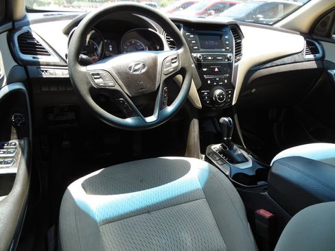 Used 2018 Hyundai Santa Fe Sport FWD image 8