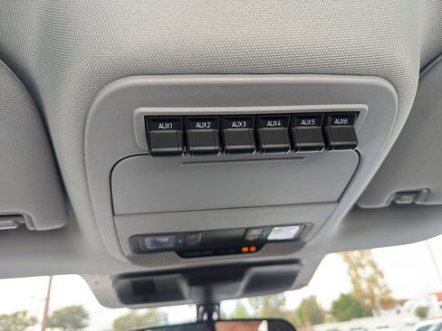 New 2026 Ford F250 XL w/ XL Chrome Package image 25