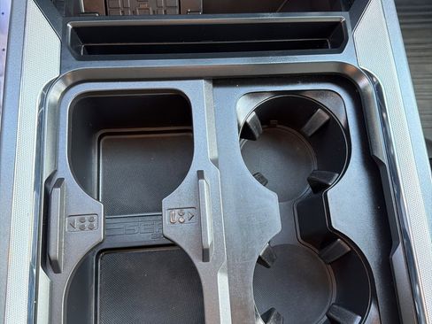 Used 2024 Ford F350 Lariat w/ Sport Appearance Package image 23