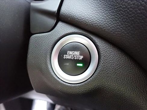 Used 2024 Chevrolet Equinox LT image 23