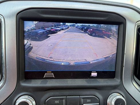 Used 2020 GMC Sierra 1500 SLE w/ SLE Value Package AWD/4WD image 16